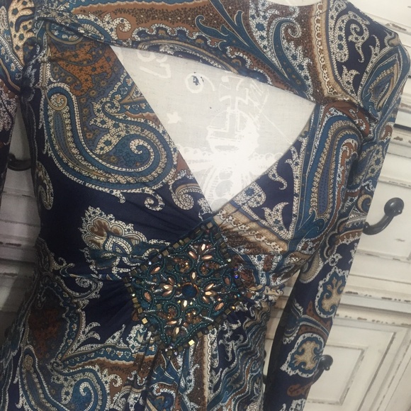 Glamorous Bronze & Deep Tones of Blue, Blouse from VENUS - Picture 3 of 11